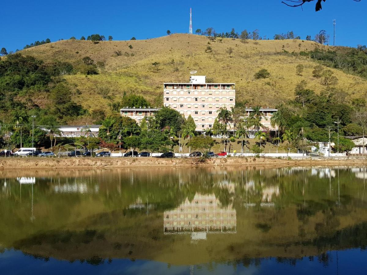 Belo Flat Cavalinho Branco - Aguas De Lindoia Appartement Buitenkant foto